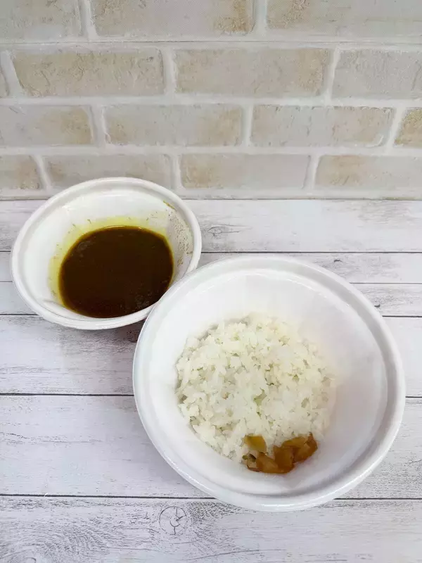「究極の4択！どんぶりチェーンのカレー 食べ比べ！」の画像