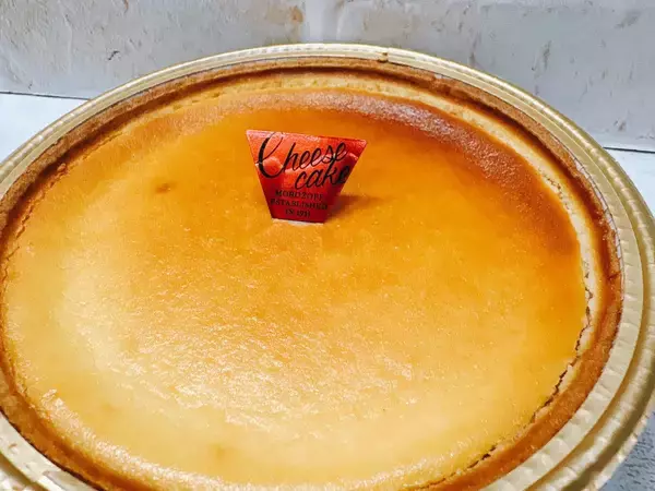 「一番決定！レア、スフレ、バスクなど世界7種類のチーズケーキを食べ比べた結果」の画像