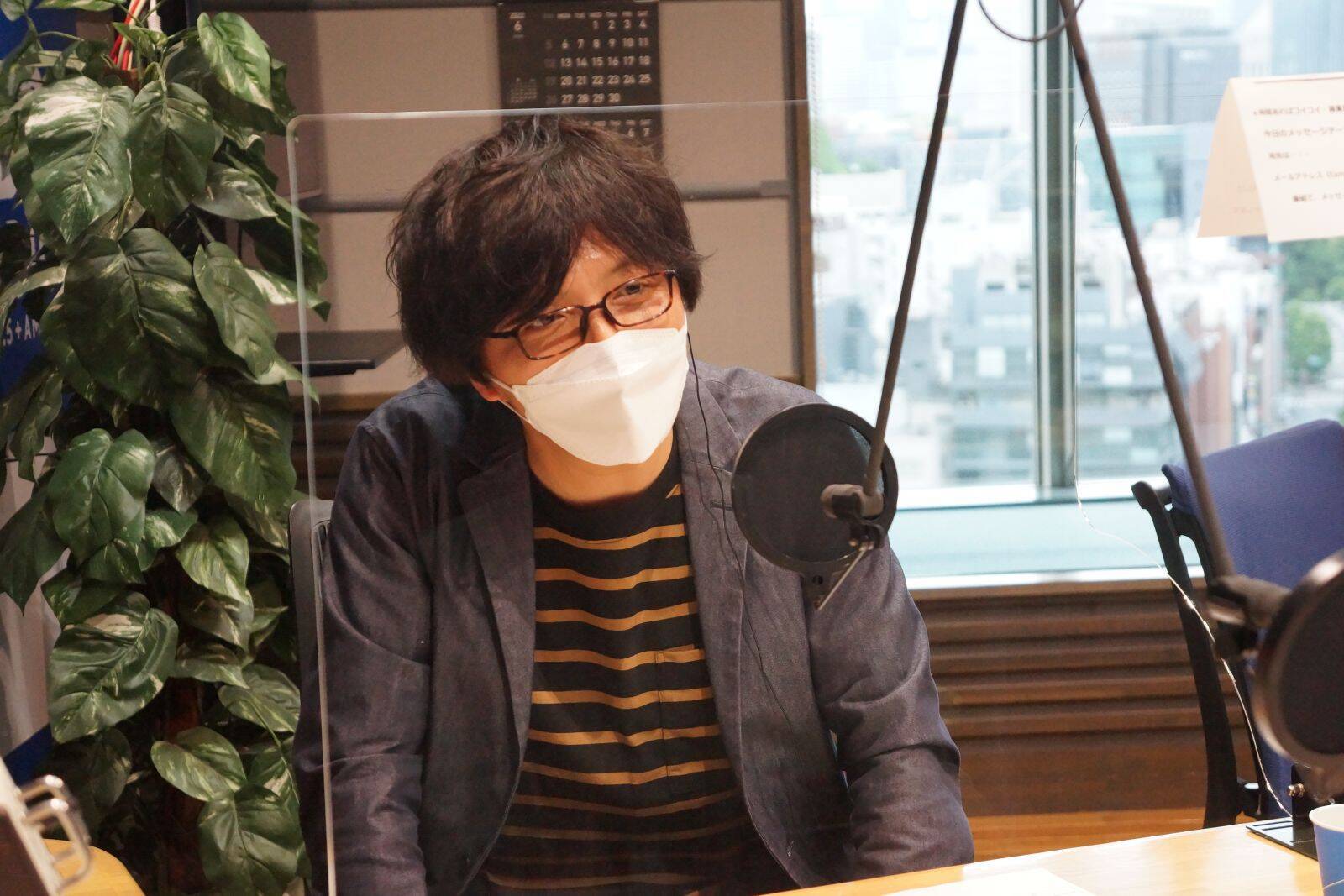 サッカー4級審判員・土屋礼央に元レフェリーの家本政明さんからホイッスルのプレゼント！しかしちょっとした問題が…