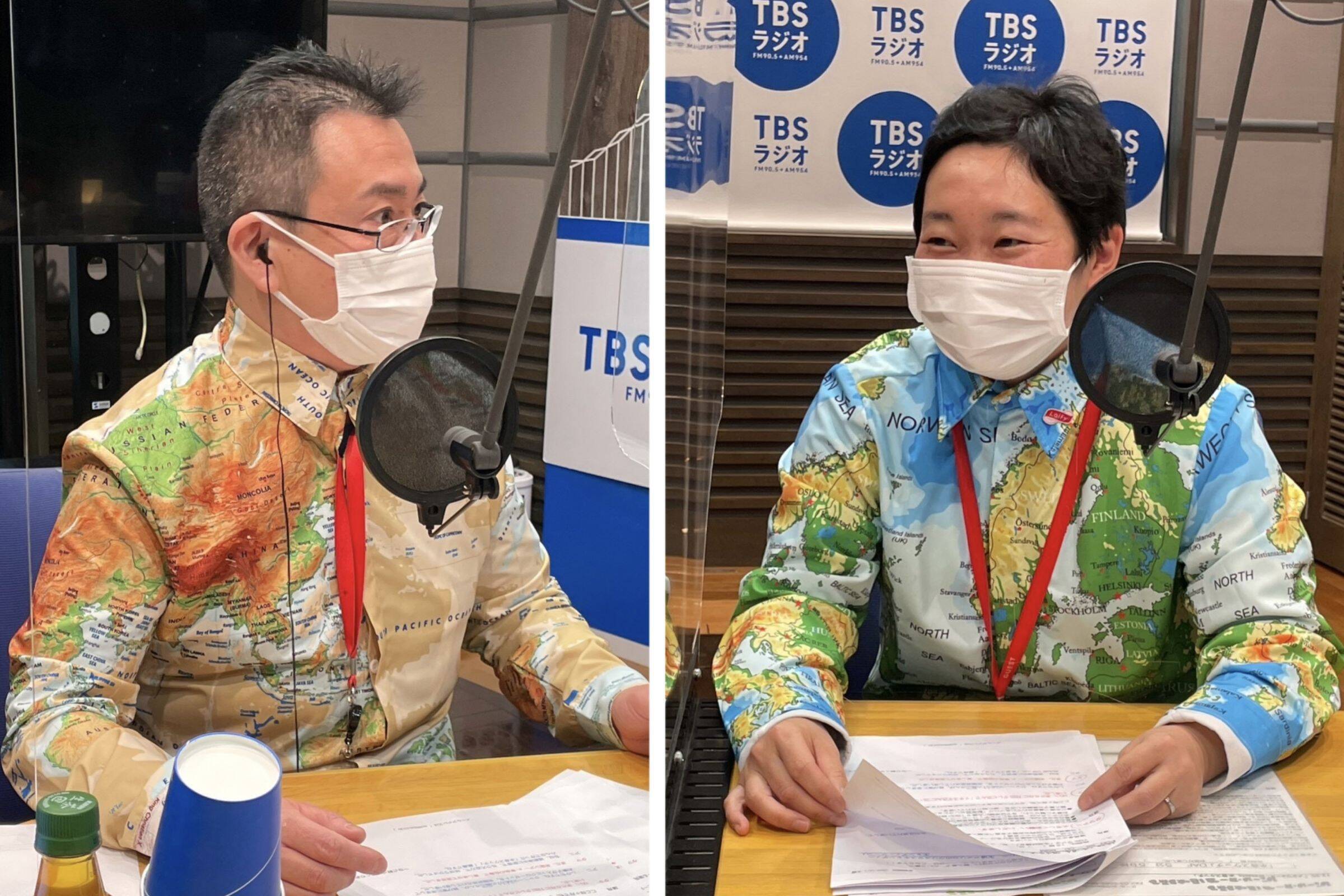 マグカップに浮かぶマッチョなサンタクロース...！？映えるクリスマスの輸入菓子2022！