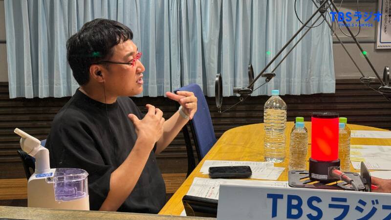 山里亮太は七色の「ホー」を操る