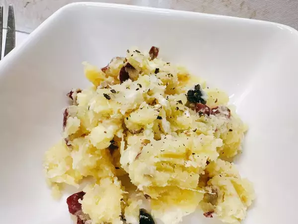 「最強の食物繊維が摂れる「絶品さつまいものクリームチーズサラダ」」の画像