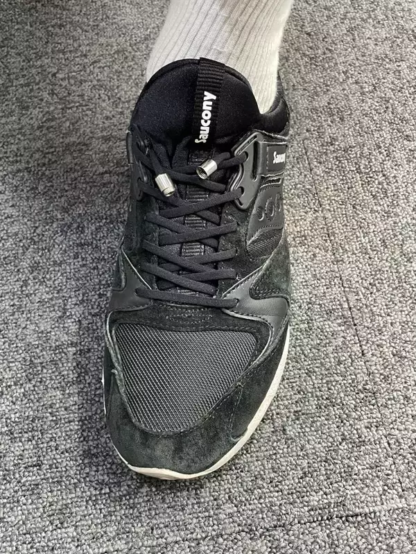 「ハイカットのスニーカーを履くのもラクチンになる！【靴ひも特集】」の画像