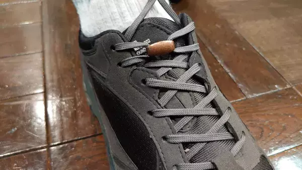 「ハイカットのスニーカーを履くのもラクチンになる！【靴ひも特集】」の画像