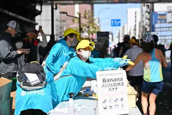 「マラソン大会、余った給食はどこへ？これからは器も食べる時代？」の画像
