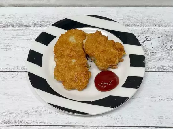 絹ごし豆腐×鶏ひき肉でお店のナゲット！"食材2つで作るおかずレシピ"