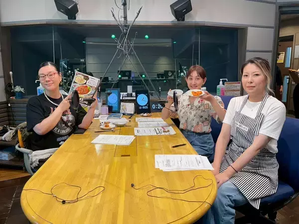 「絹ごし豆腐×鶏ひき肉でお店のナゲット！"食材2つで作るおかずレシピ"」の画像