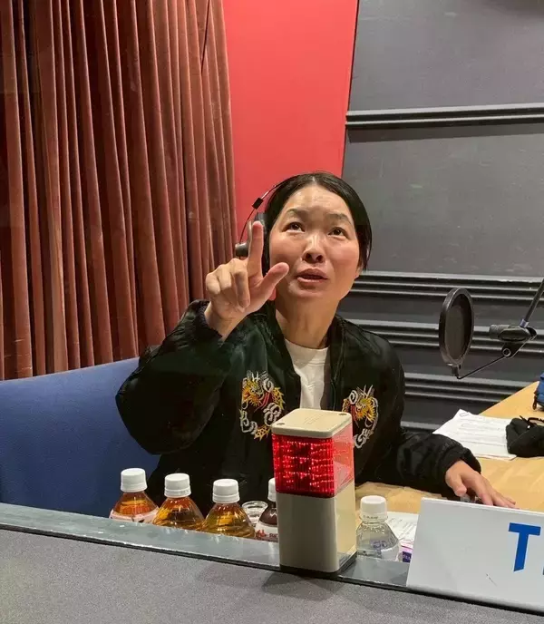 「イモト、「タスマニアロケ」と「スカジャン自慢」」の画像