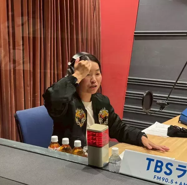 「イモト、「タスマニアロケ」と「スカジャン自慢」」の画像