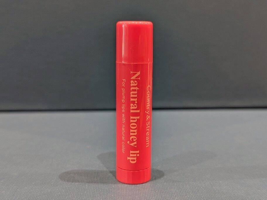 冬の乾燥と血色感を同時にケア！おすすめ「カラーリップ」3選