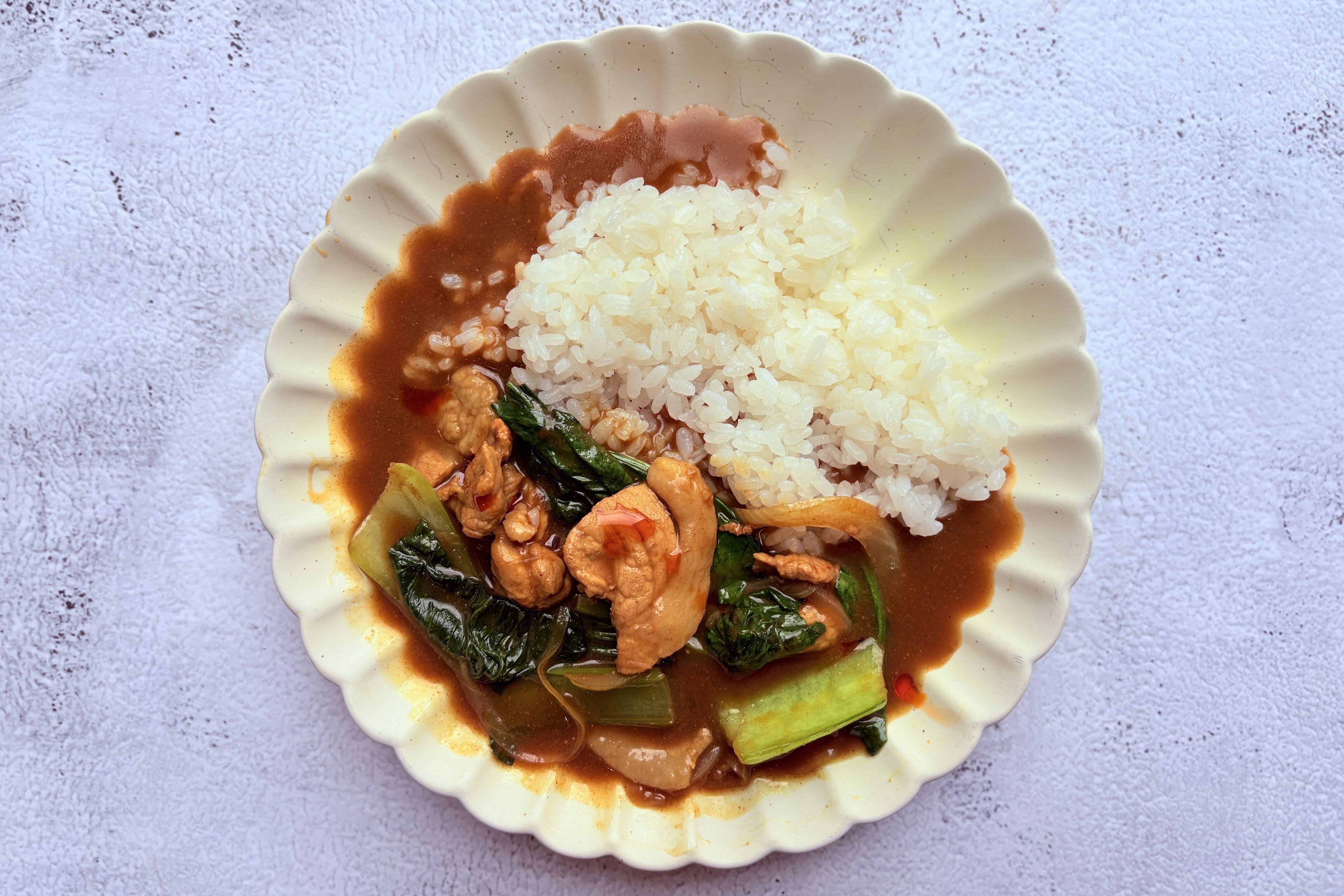 干しエビ・かつお節・ごま油！市販カレールーにちょい足しで美味さ倍増のレシピ