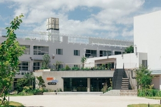 廃校、その先へ　元中学校が街の拠点に