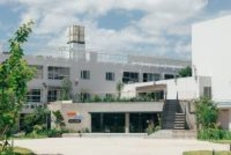 廃校、その先へ　元中学校が街の拠点に