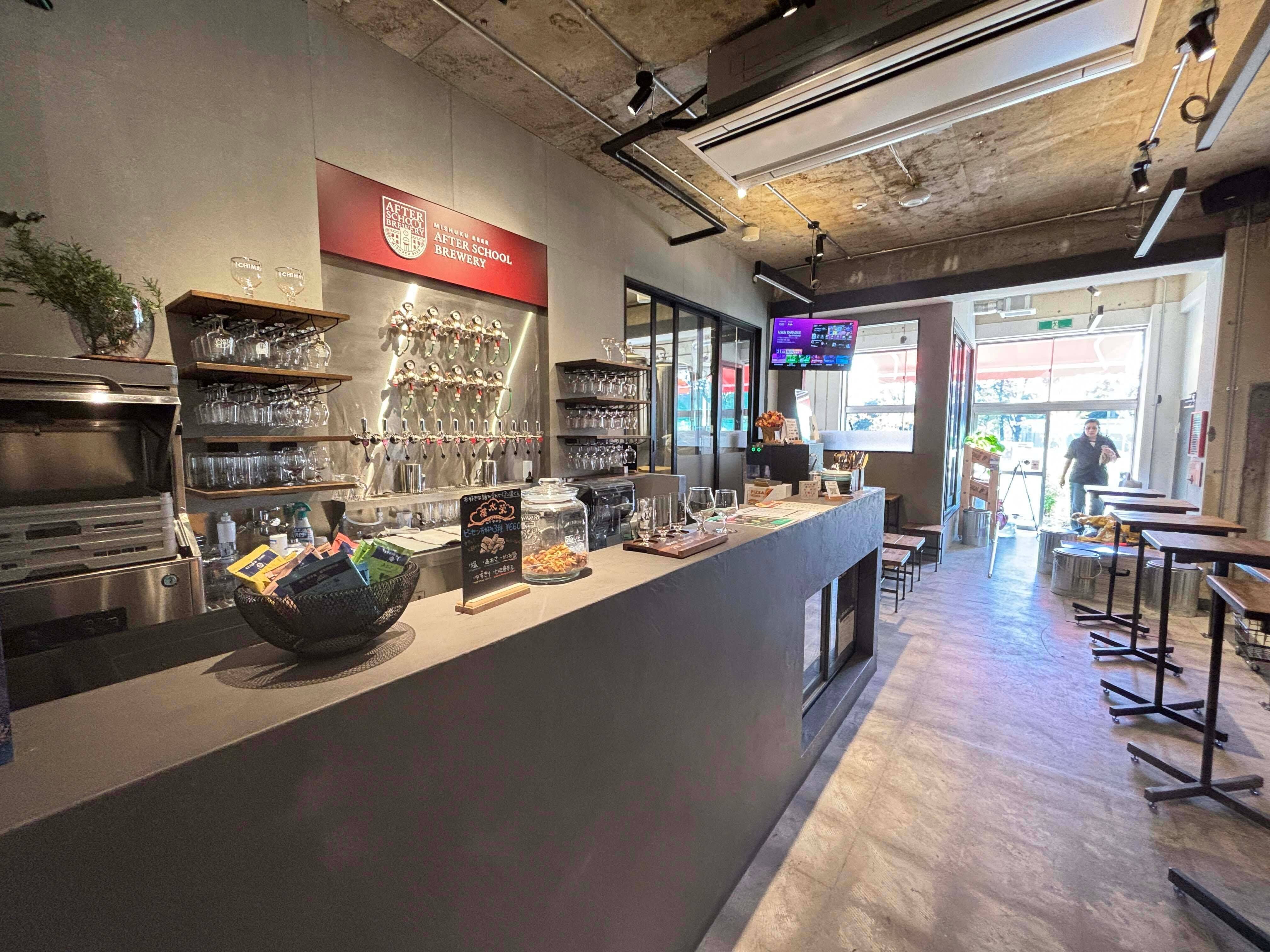 廃校、その先へ　元中学校が街の拠点に