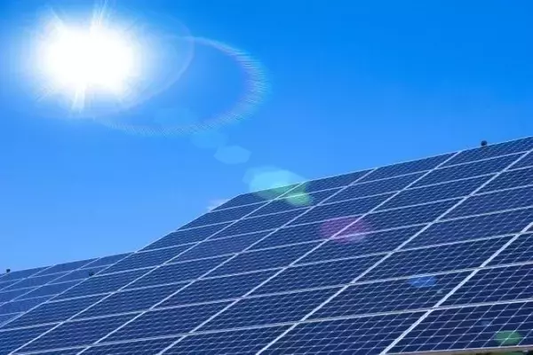 増える前に考えたい　太陽光パネルの行き先