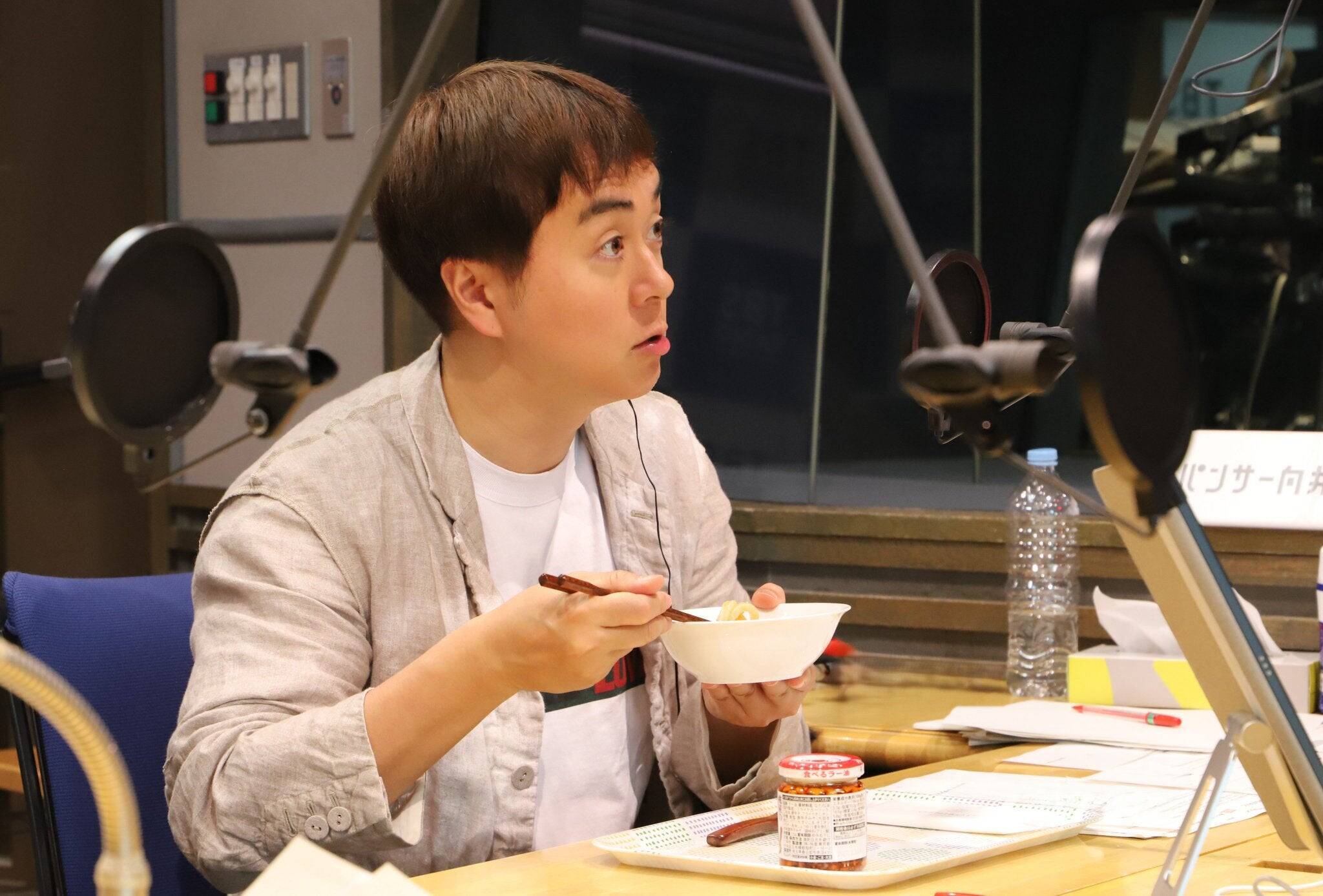 豚肉の旨みとトマトの爽やかな酸味に食べるラー油が絶妙に絡み合う