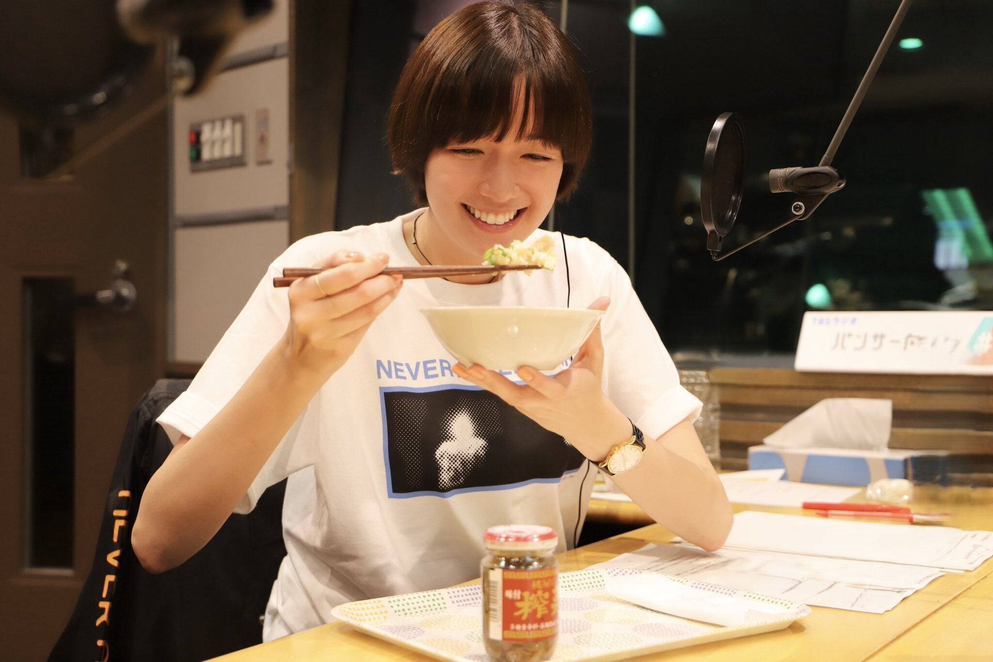 鶏肉と味付榨菜の旨みと食感が染みる、風味豊かな味わい！ザーサイ炊き込みごはん