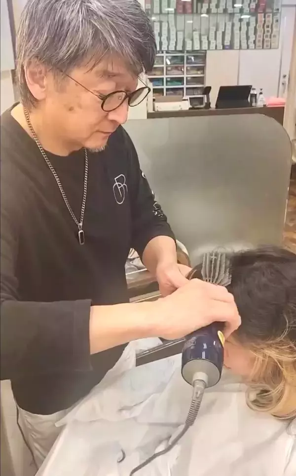 「明菜ちゃん聖子ちゃん憧れの昭和アイドルヘアも叶えられる！令和の昭和ヘア体験！」の画像