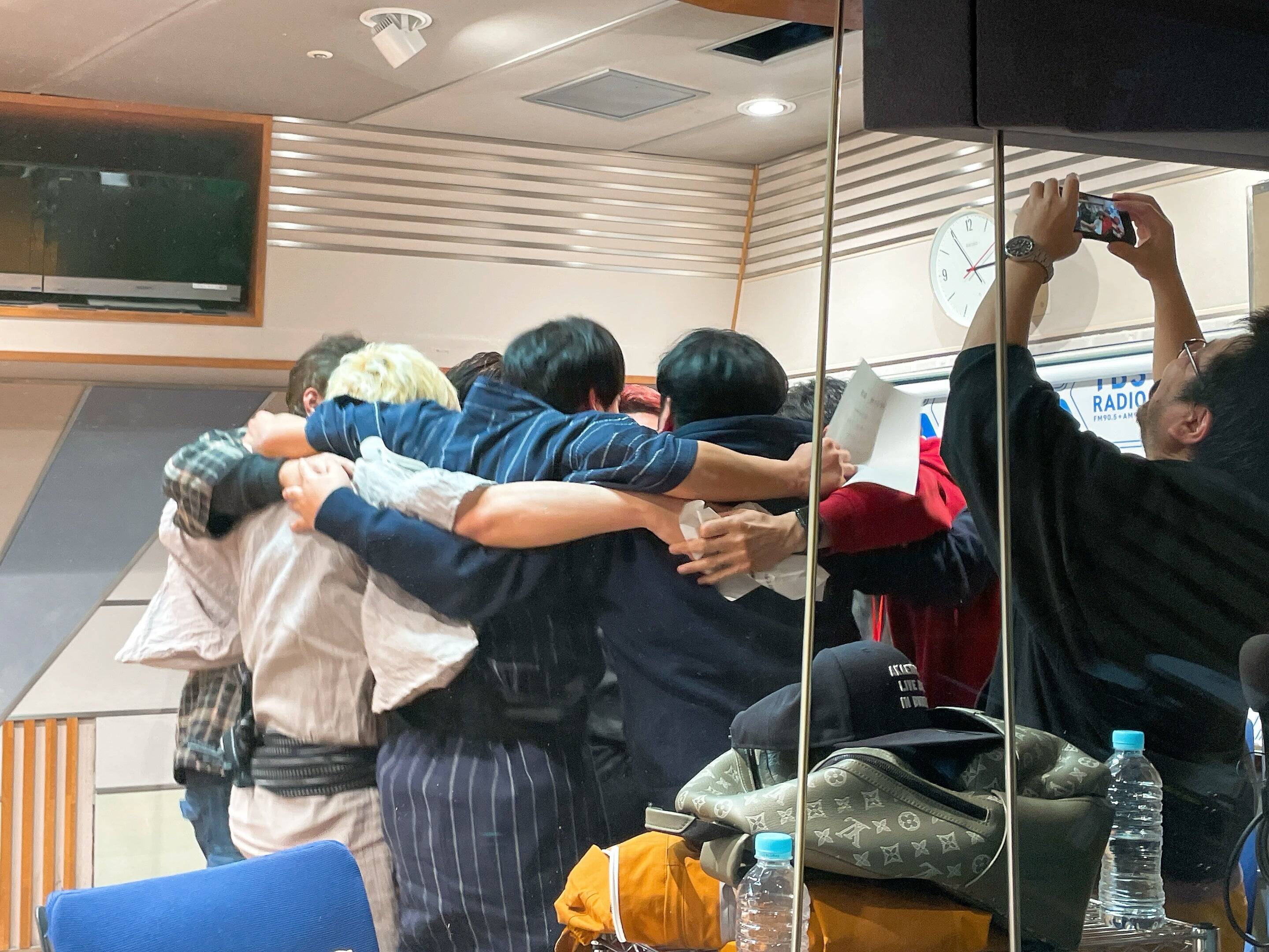 バナナマン『第１８回超内々紅白歌合戦！』