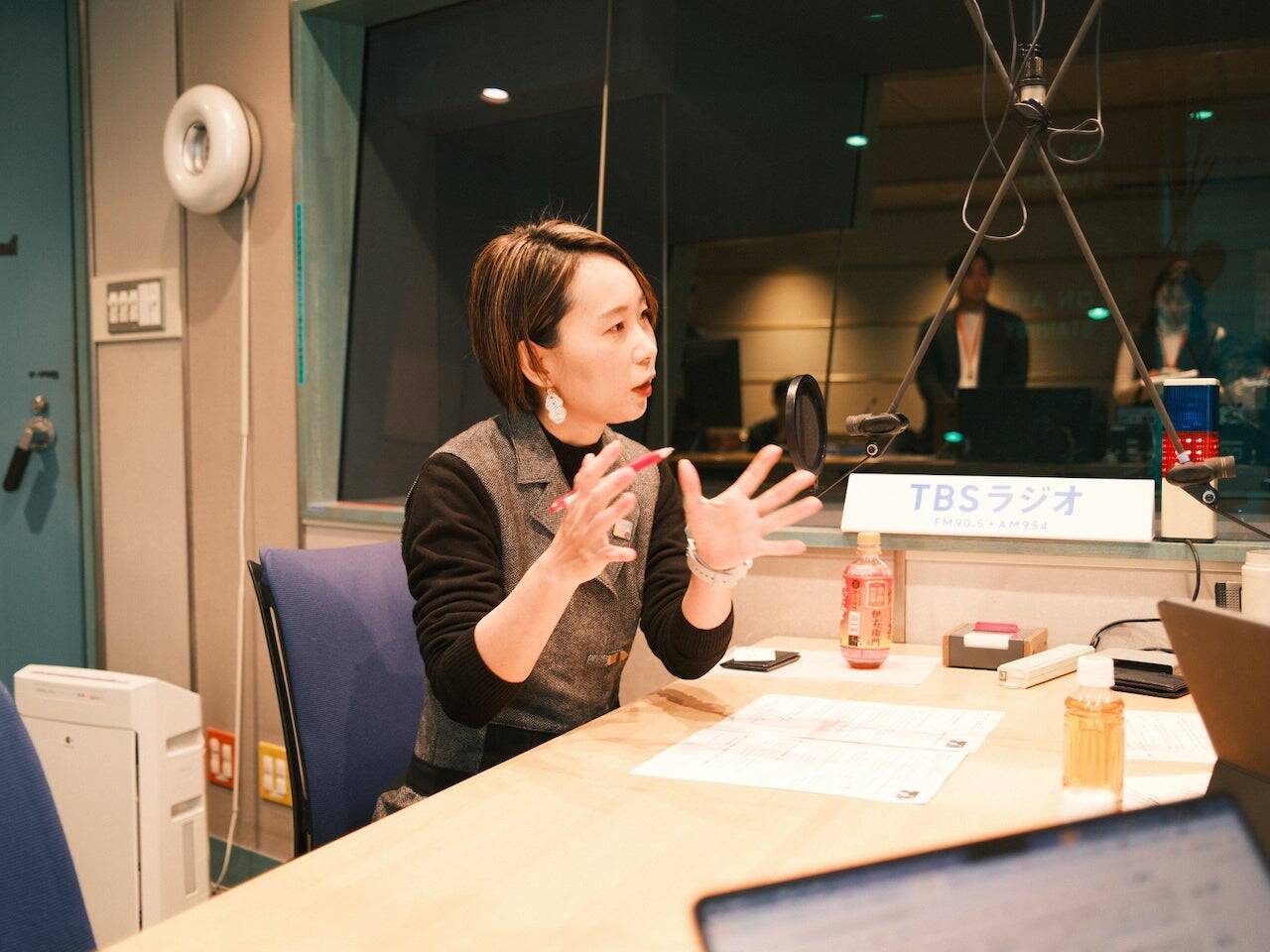 鏡の前から”美しい人生を叶えよう” AIミラー”ECILA”理美容室を変える