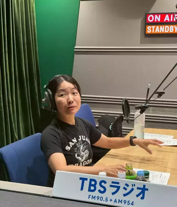「イモト、"イッテQカナダロケ"と"シール帳はじめました！"」の画像