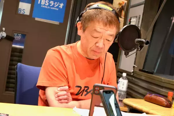 「玉袋筋太郎、子どもたちへ忠告！ ”ダメな大人にはなるなよーっ！”」の画像