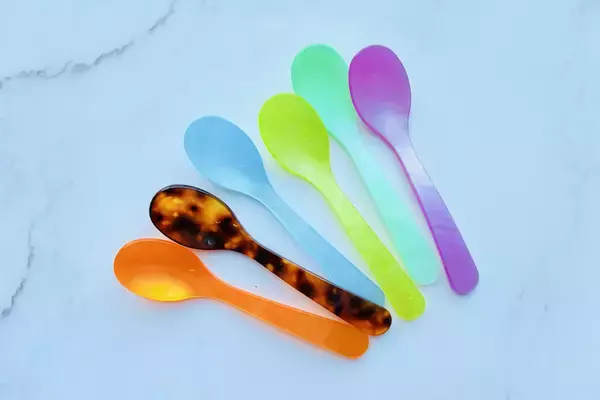 「冷凍ご飯が苦手だった私が、 あるキッチングッズで、 美味しく食べられるように」の画像