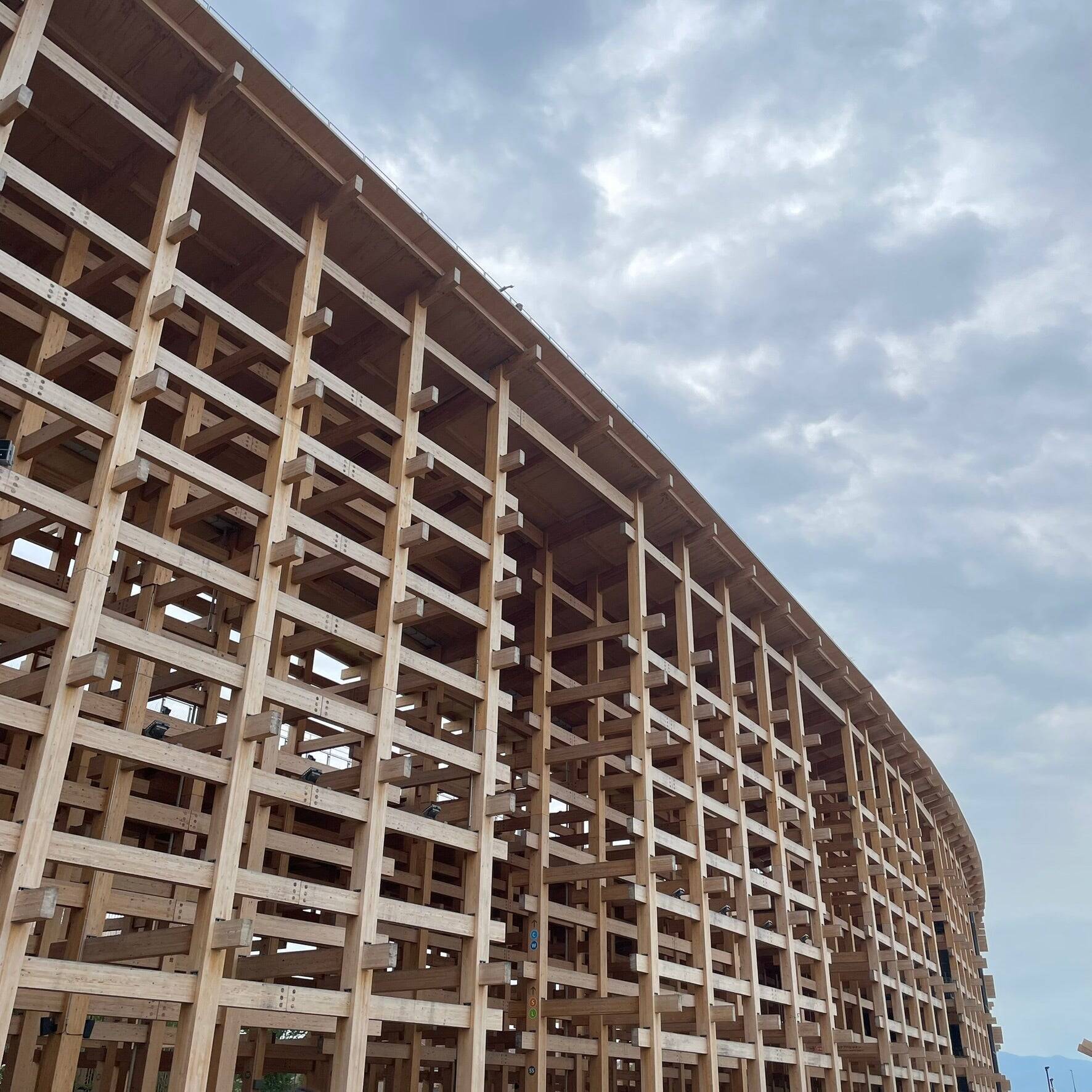 大屋根リングの生みの親、建築家・藤本壮介さん