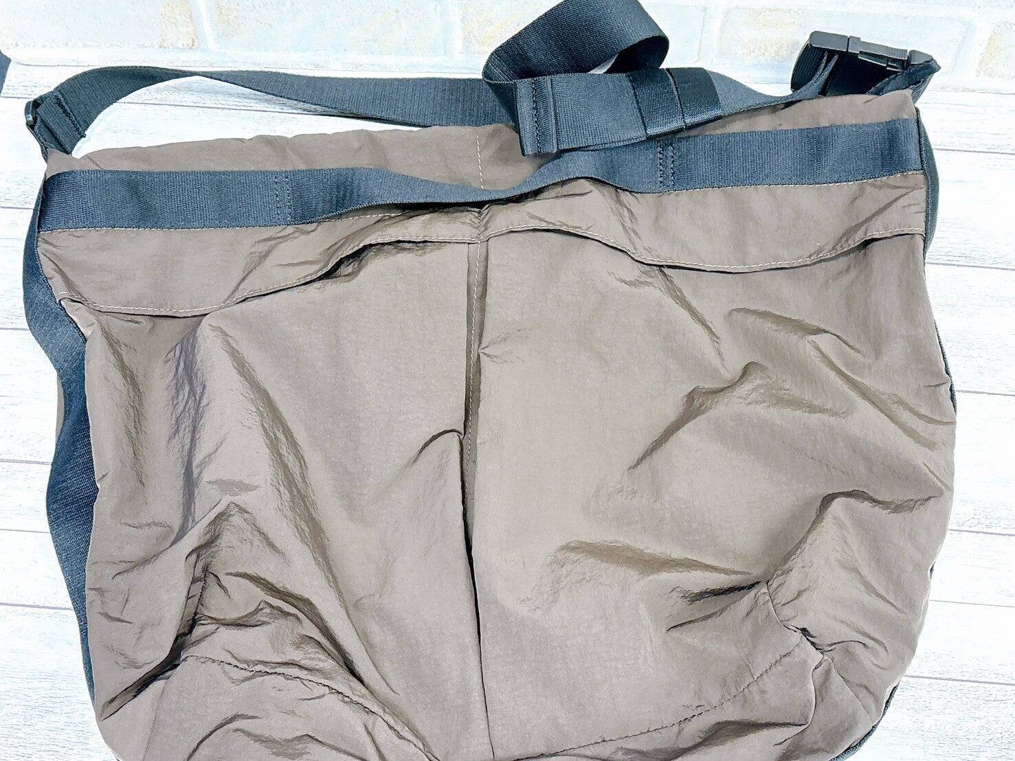 メンズミニバッグのトレンド”ミニボストンバッグ”＆”スモールヘルメットバッグ”