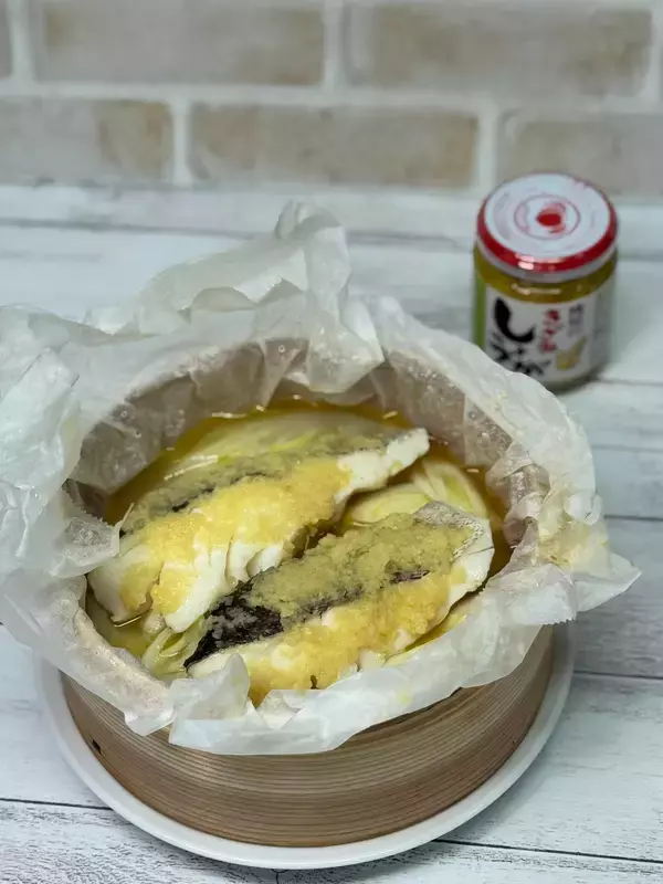 「刻み生姜の食感と鱈の優しい旨み絡む寒い季節にぴったり たらの中華風蒸しもの」の画像