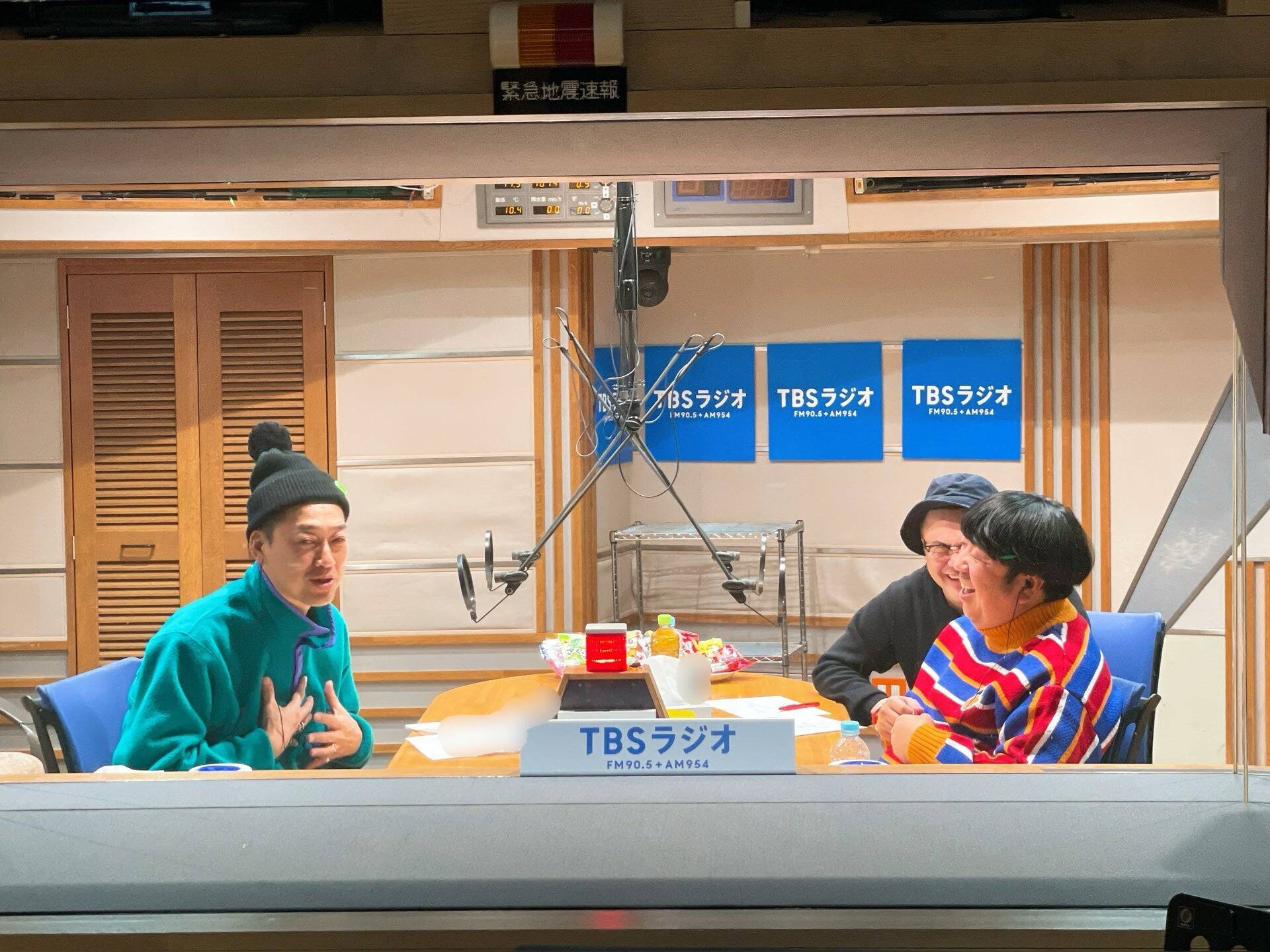 バナナマン「設楽にもらったカラフルセーター＆大好きなお菓子の話！」