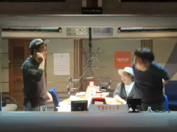 「バナナマン日村「痩せても腕が上がらない！？」」の画像