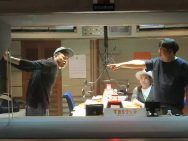 「バナナマン日村「痩せても腕が上がらない！？」」の画像