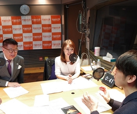 生島ヒロシ 次男 翔とイベント共演 ウチの息子はニューヨーク大学を主席で卒業した 18年9月17日 エキサイトニュース