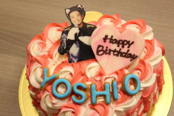 井上芳雄 40回目の誕生日をケーキでお祝い！