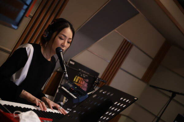 森山直太朗 さくら 縛りdjと カラオケバトルの嬢王 宮本美季の素敵カバー 花見自粛の今こそ 年4月7日 エキサイトニュース