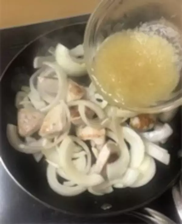 「酢＋生姜＋はちみつを混ぜるだけで・・・殺菌作用抜群の「酢生姜シロップ」の出来上がり！」の画像