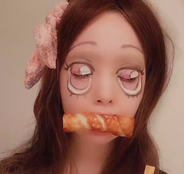 「#おうちコスプレ が大反響！スタートは、にこるん？」の画像