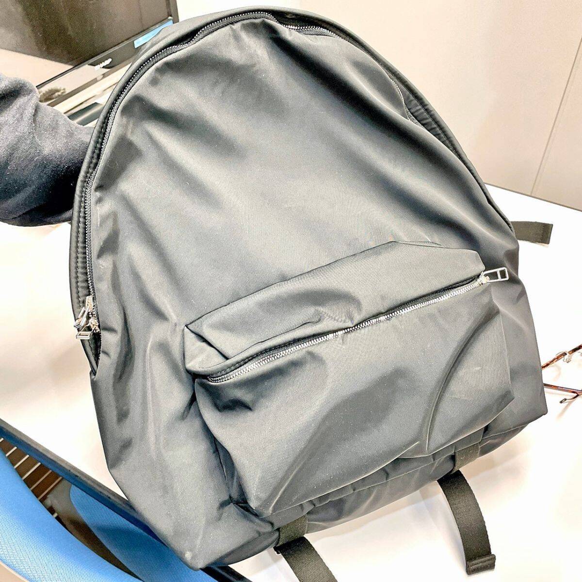 人気YouTuber・MBのカバンの中身は！？