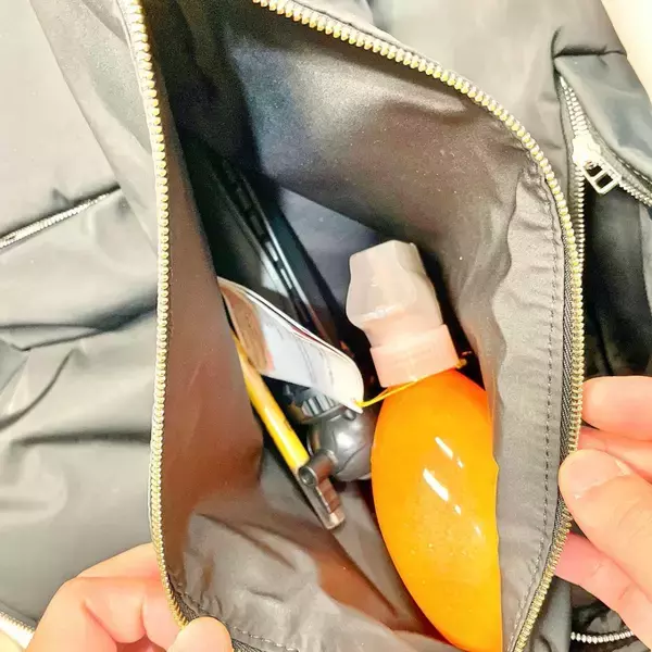 「人気YouTuber・MBのカバンの中身は！？」の画像