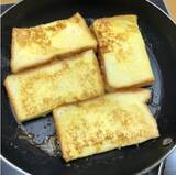 「浸ける時間はたった3分！「8枚切りの食パン」でできる「時短フレンチトースト」」の画像8