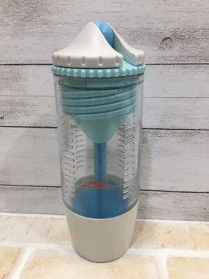 水温で硬くなったり柔らかくなったりする「不思議なスポンジ」