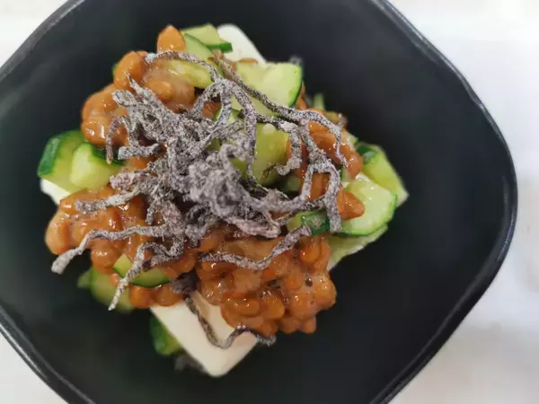 「ヨーグルト→濃厚チーズケーキ？暑くて気力がない時でも作れる“ぐったり飯”」の画像