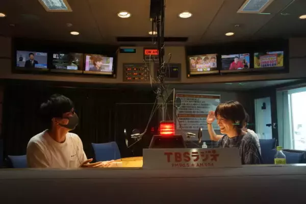 「赤江&土屋コンビ「〇〇論」を考察「靴が少ない土屋礼央は”生活が単調”？」」の画像