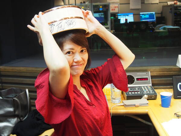 これぞ縁側ラジオ 玉袋筋太郎と外山惠理が初めての混浴 足湯 年10月26日 エキサイトニュース