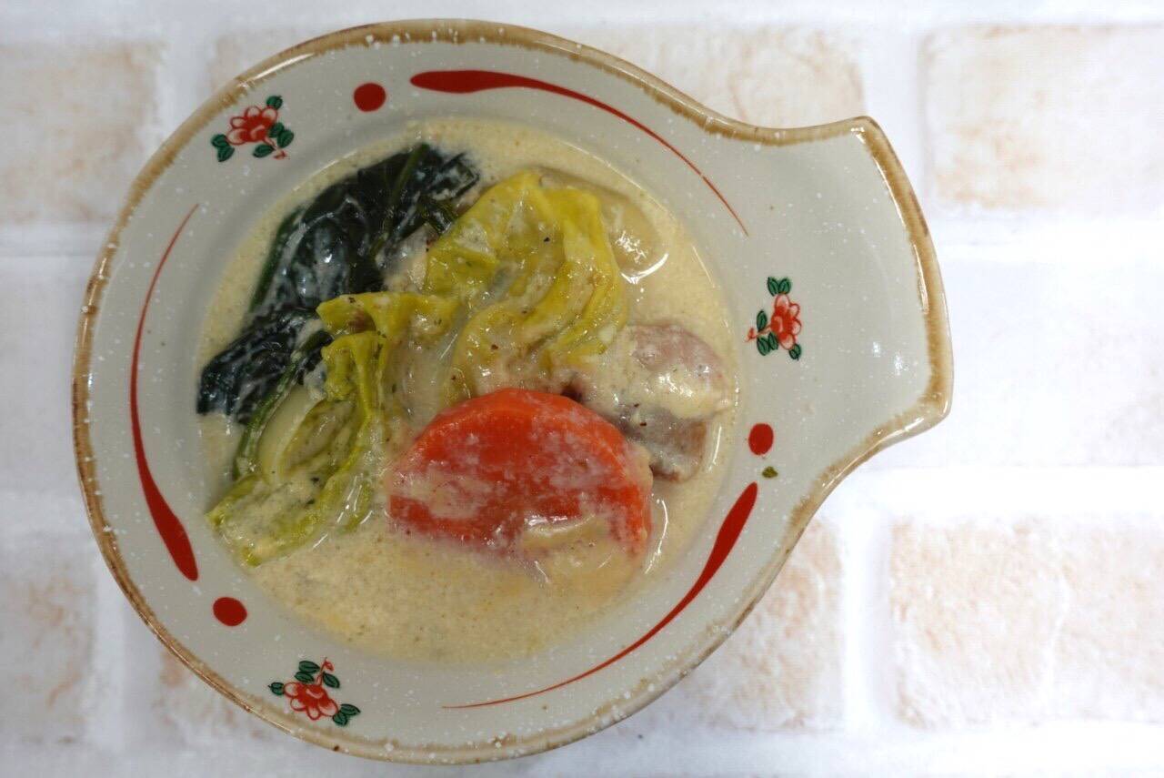 つゆが真っ黒！？無印良品の「いかすみ鍋」はパエリアを感じる簡単鍋つゆ