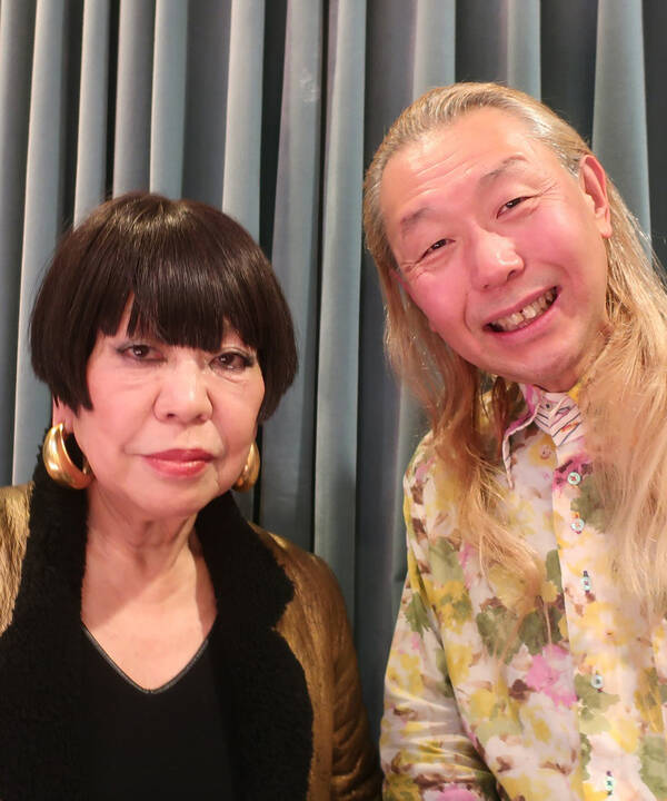 假屋崎省吾 私を花に目覚めさせた一輪のバラ 21年3月9日 エキサイトニュース 假屋崎省吾 私を花に目覚めさせた一輪のバラ 21年3月9日 エキサイトニュース