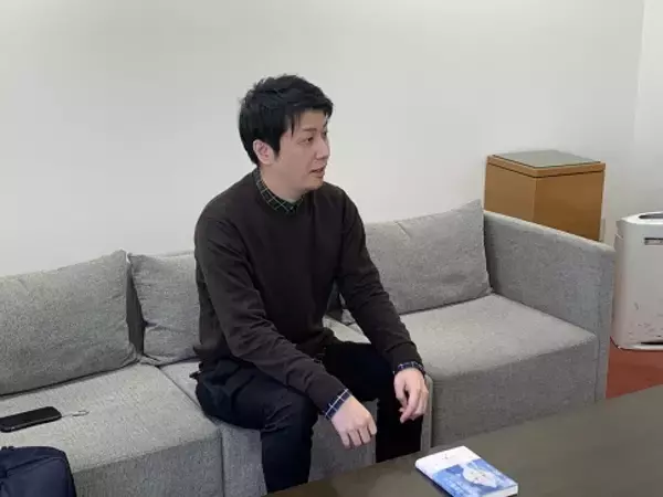 「耳の不自由な親の下に生まれた耳の聴こえる子ども「CODA」」の画像
