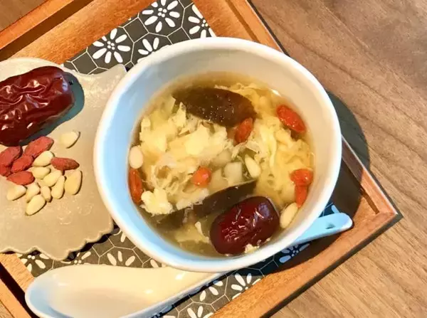 【超簡単！】季節の不調に…旬の食材で作る漢方スープ