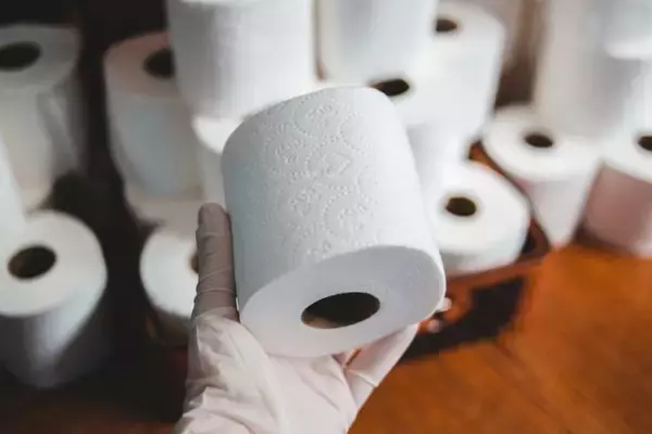 令和のオイルショック⁉トイレットペーパー残り何ロールで買いに行きますか？
